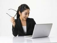 Dân văn phòng chia sẻ bí quyết giữ xương chắc khỏe